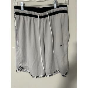 Nike Drifit Shorts Grey Size M